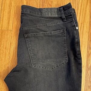 Madewell Women's Black Slim Boyjean